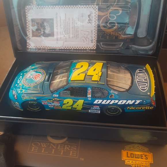 Nascar collectable diecast cars NIB - Picture 7 of 16